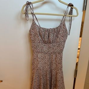 Princess Polly size 6 romper